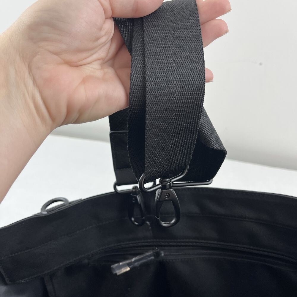 Béis The Béisics Tote in Black NEW - Picture 9 of 16